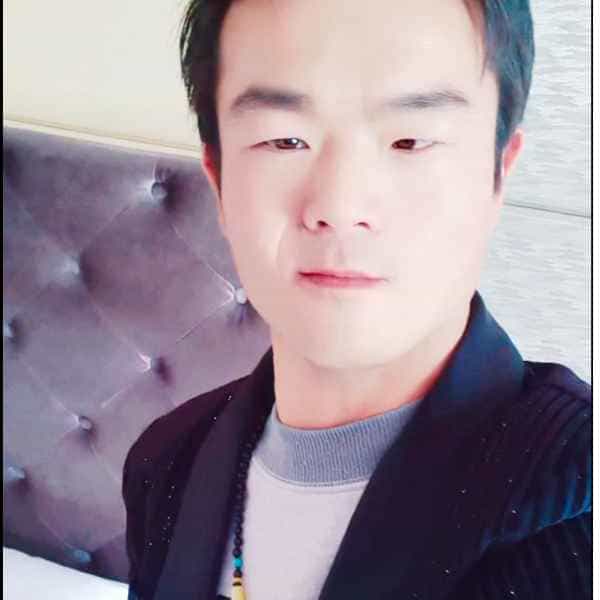 青海30岁单身帅哥真诚找对象-巴音郭楞蒙古征婚相亲网
