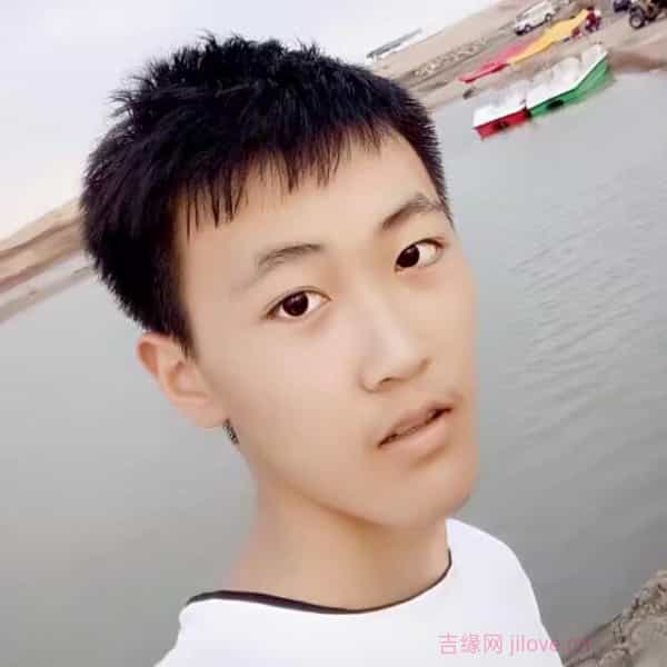 河南24岁单身帅哥真诚找对象-巴音郭楞蒙古征婚相亲网