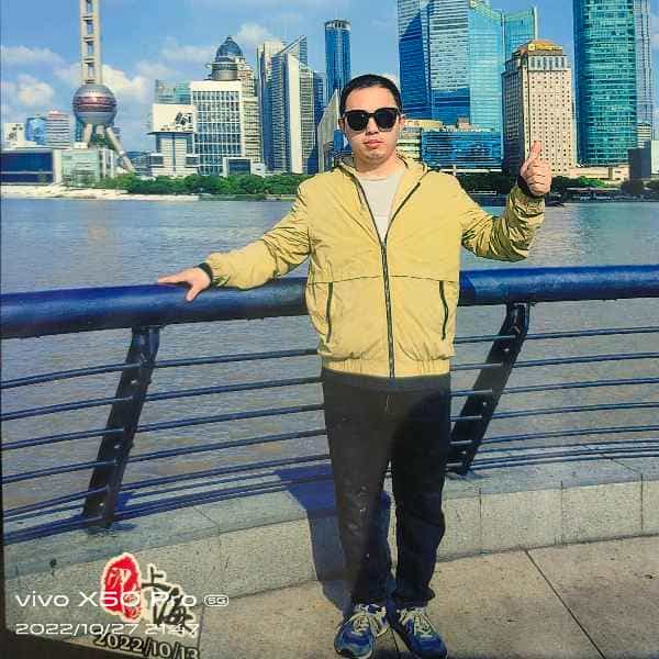 34岁岁江苏单身帅哥 - 巴音郭楞蒙古吉缘网