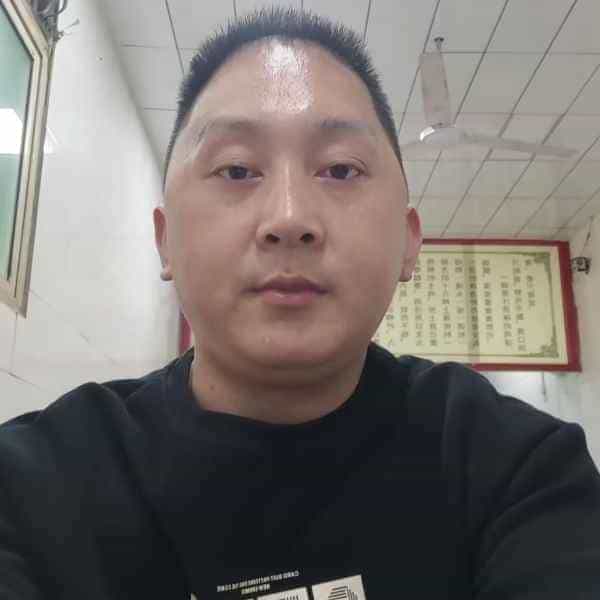 37岁岁陕西单身帅哥 - 巴音郭楞蒙古吉缘网