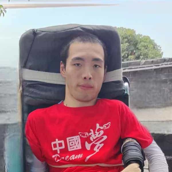 31岁岁湖南单身帅哥 - 巴音郭楞蒙古吉缘网